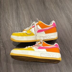 Nike Air Force Women’s Fontanka Summit White Yellow Orange Size 9.5